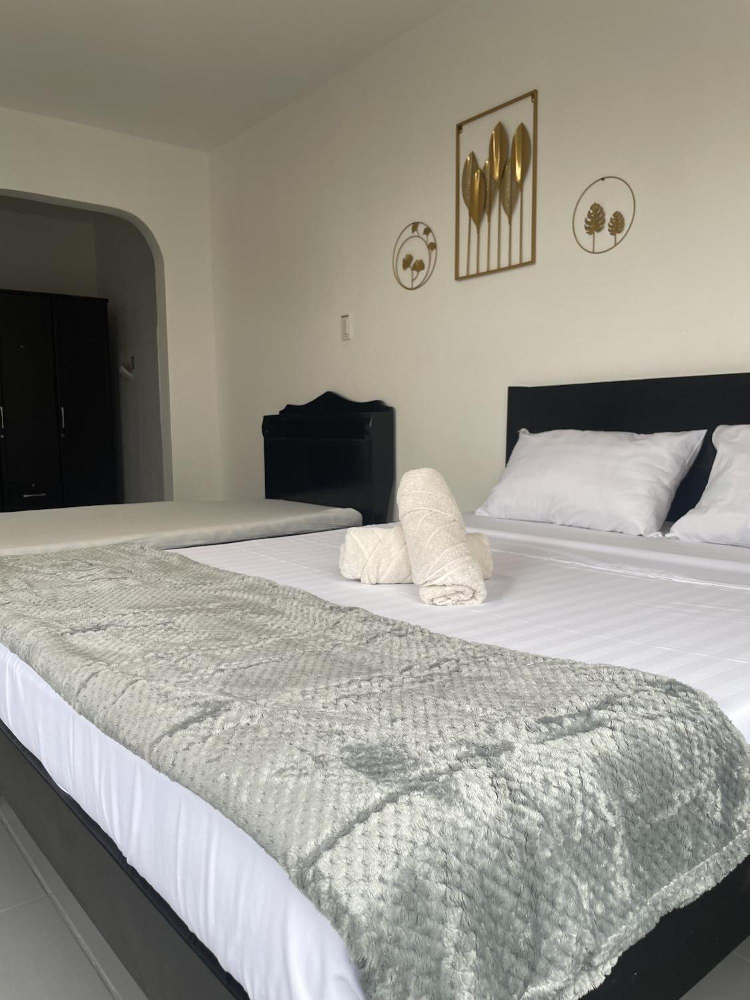 Hotel Sisters Inn Moalboal Ngoại thất bức ảnh